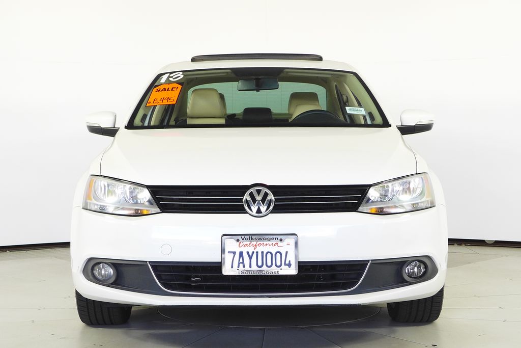 Thumbnail: 2013 Volkswagen Jetta - 3