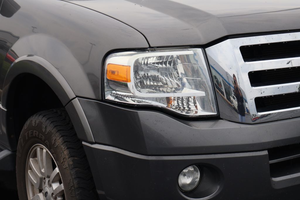 2012 Ford Expedition EL XLT 4