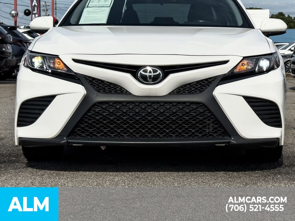 Used 2020 White Toyota SE image 8