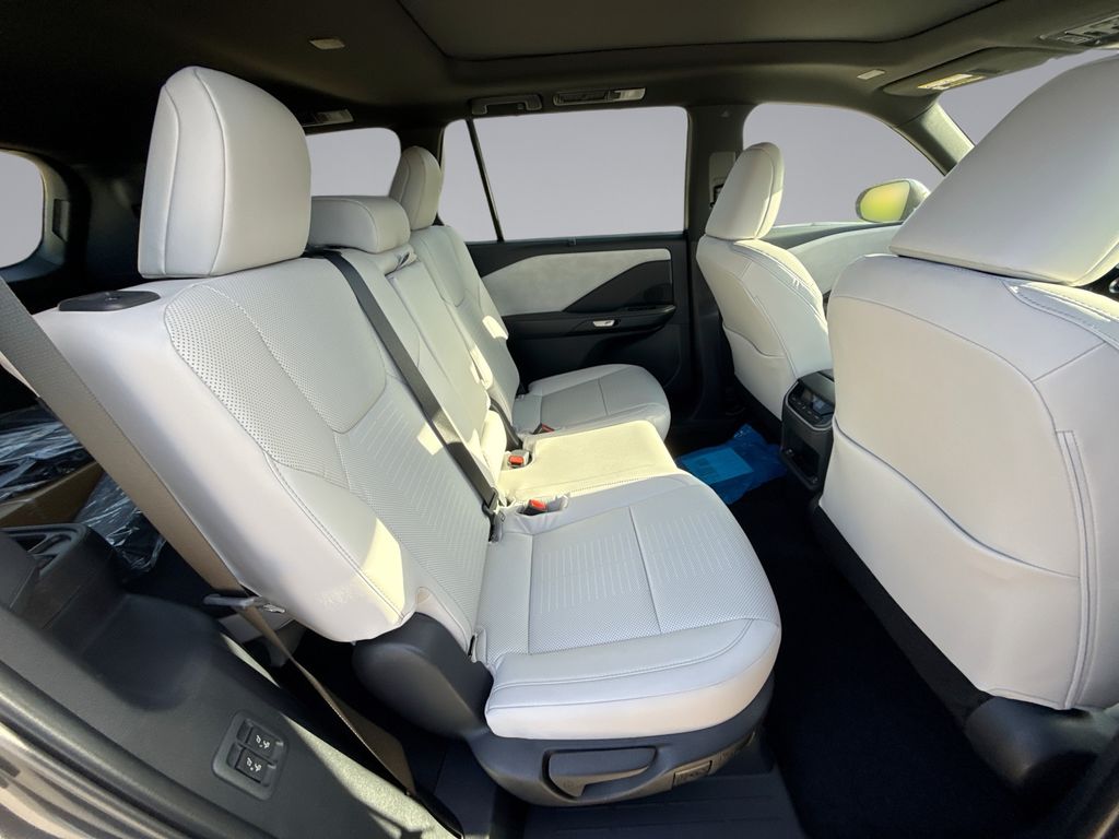 Thumbnail: 2026 Lexus TX - 17