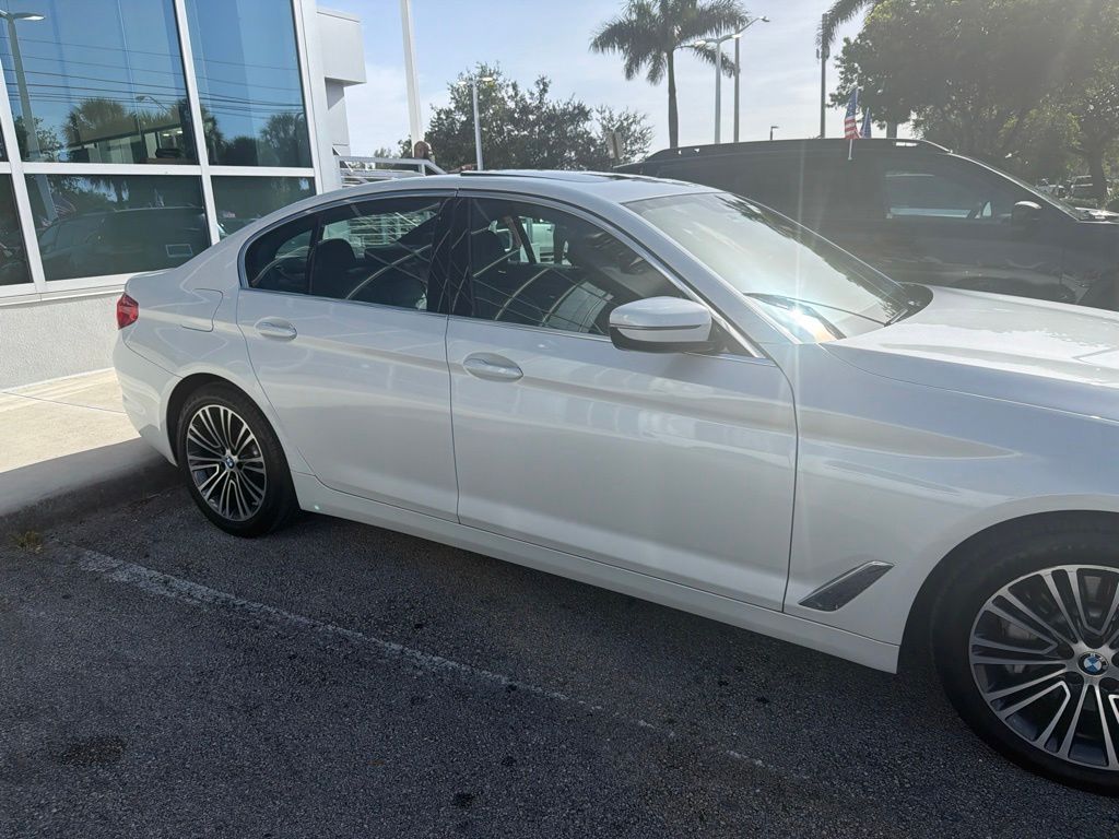 Used 2019 White Metallic BMW 540i xDrive image 16