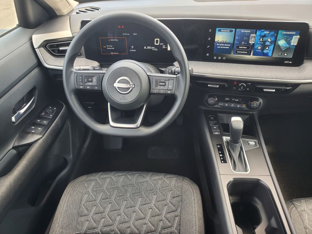 New 2027 White Nissan  image 10