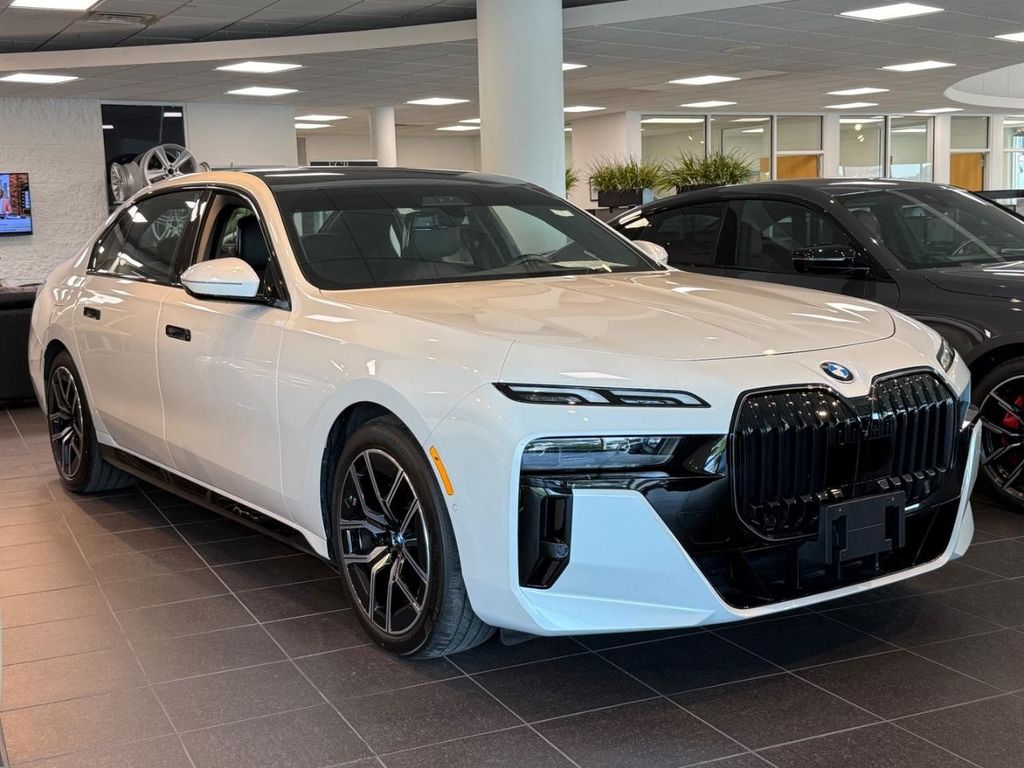 2025 BMW 7 Series 760i xDrive
