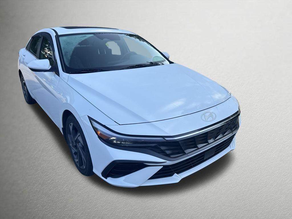 Serenity White 2025 Hyundai Elantra Sedan Front-Wheel Drive Continuously Variable Transmission