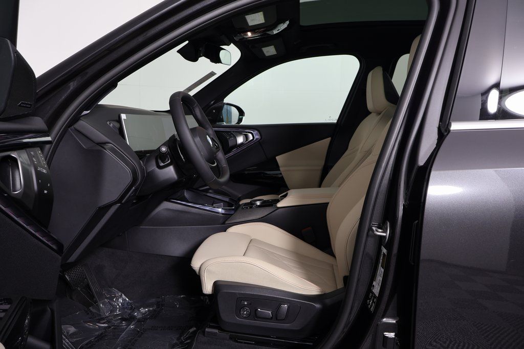 Thumbnail: 2026 BMW X3 - 5