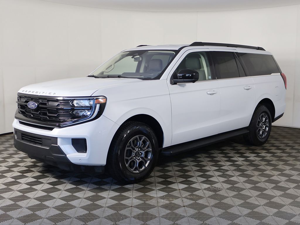 Used 2025 Silver Ford Active image 9