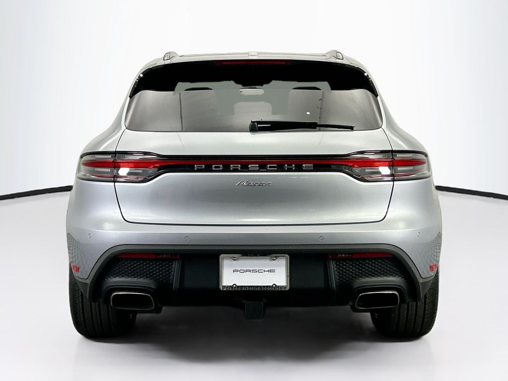 Thumbnail: 2026 Porsche Macan - 6