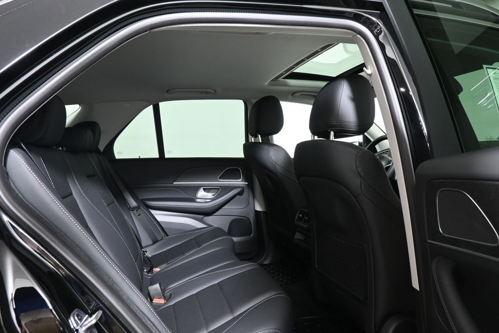 Thumbnail: 2026 Mercedes-Benz GLE - 20