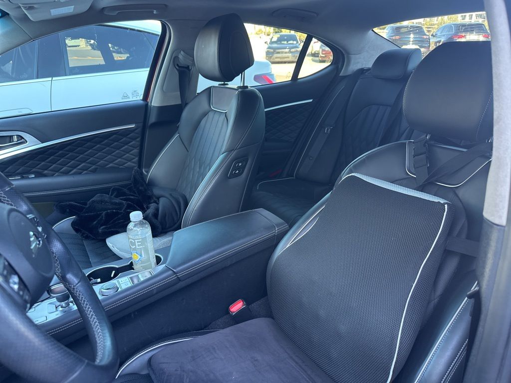 Thumbnail: 2021 Genesis G70 - 6