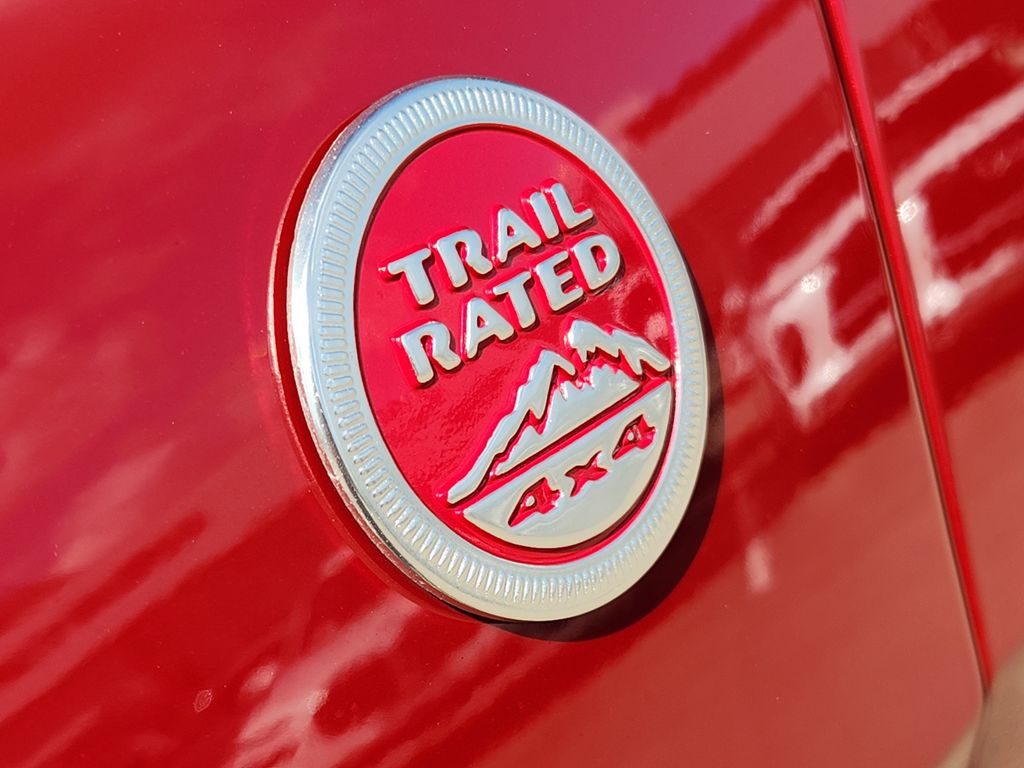 2019 Jeep Grand Cherokee Trailhawk Red at Autostrade