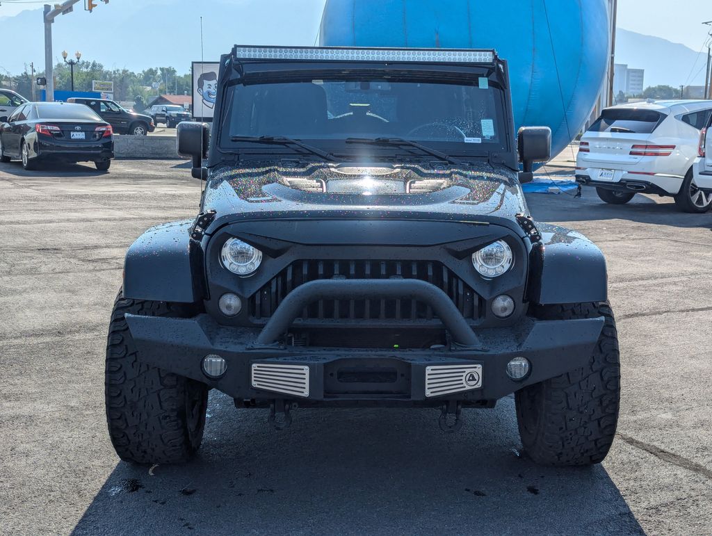 2017 Jeep Wrangler Unlimited Sahara 9