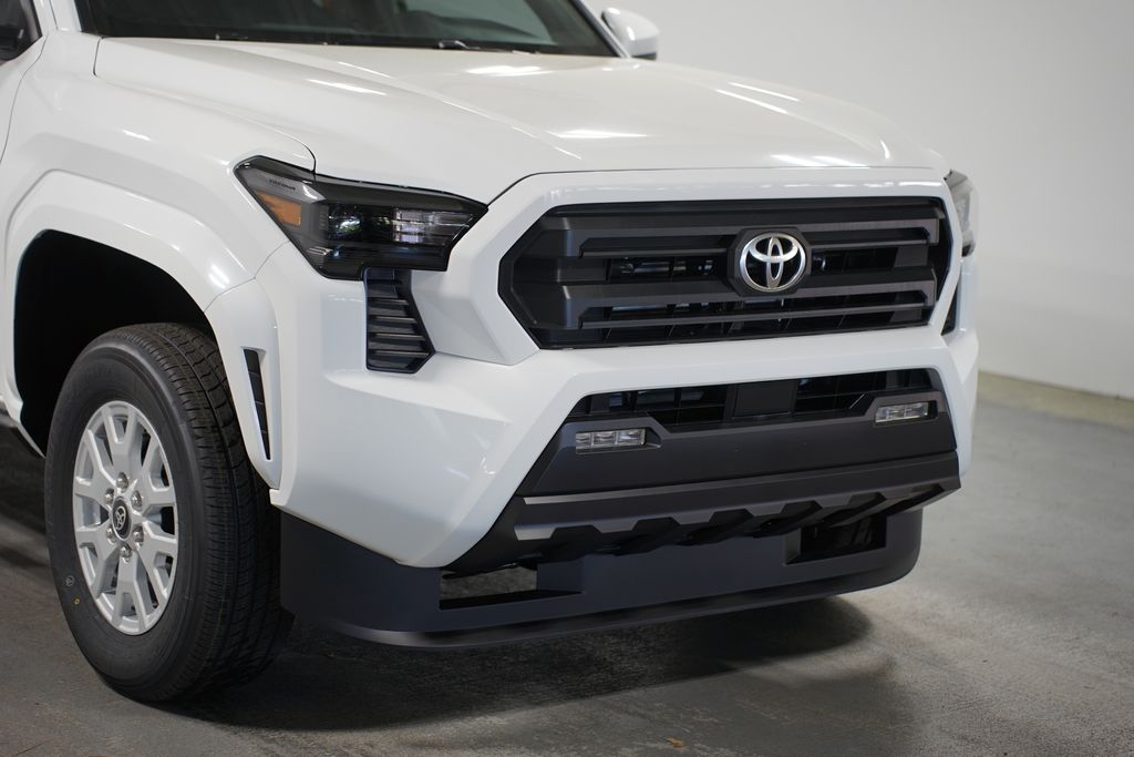 2025 Toyota Tacoma SR5 4