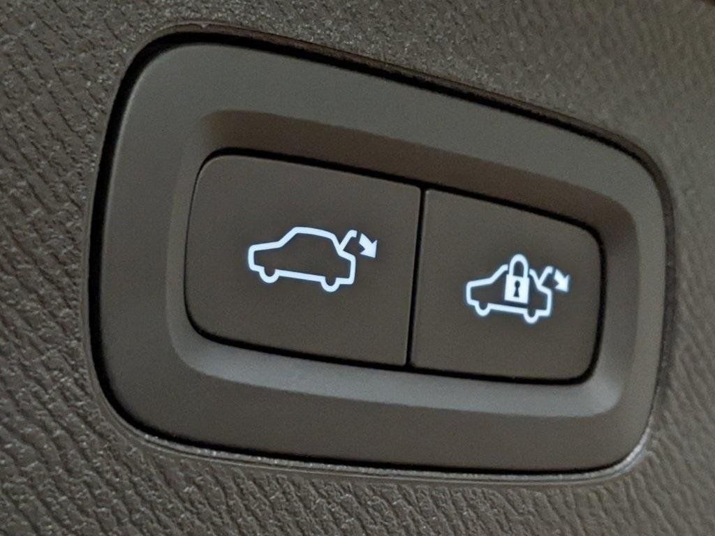 2026 Volvo XC90 Ultra - Photo 30