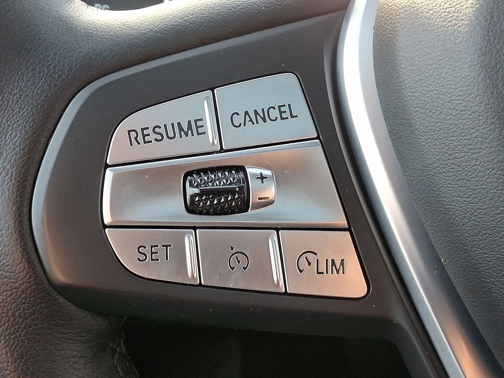 Thumbnail: 2023 BMW X3 - 22