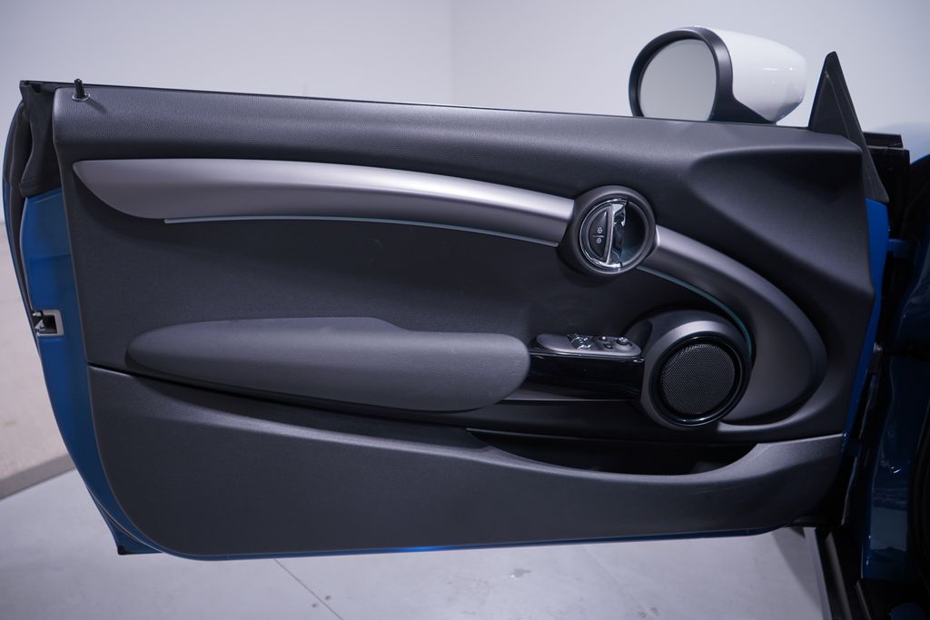 Thumbnail: 2023 MINI Cooper - 13