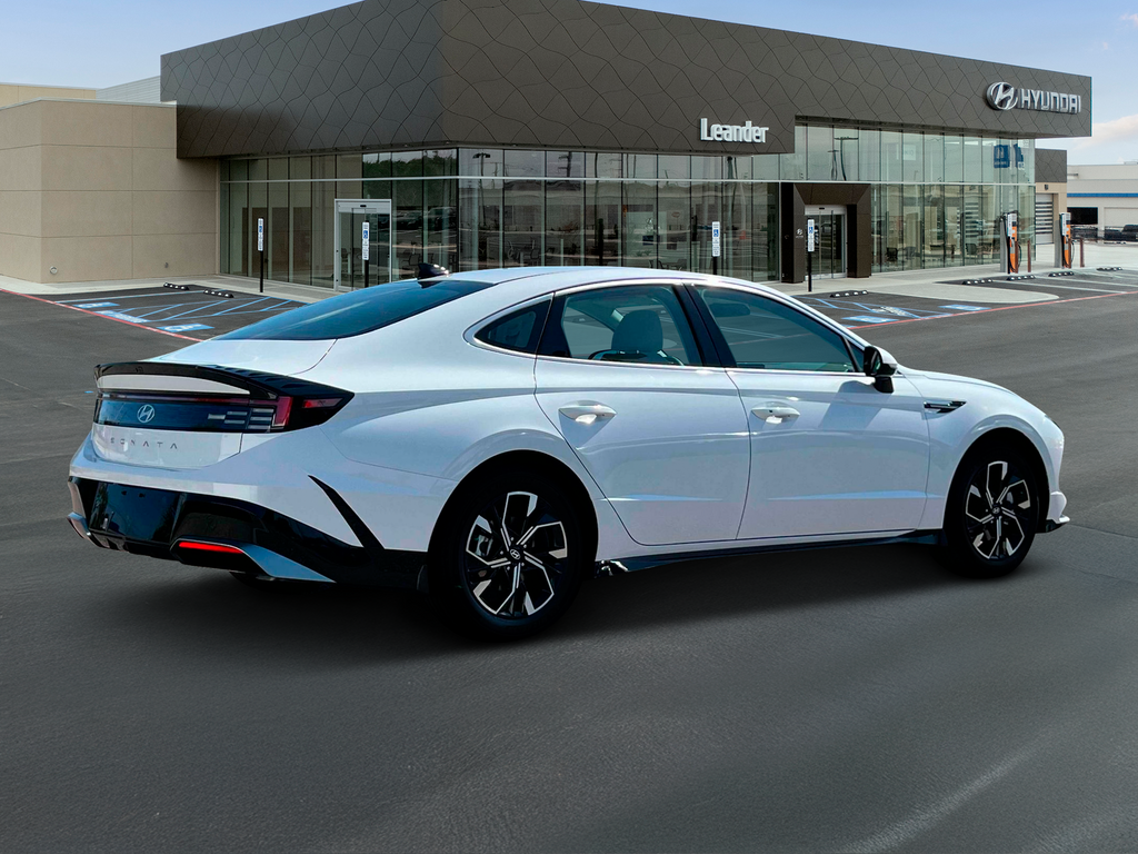2025 Hyundai Sonata SEL 8