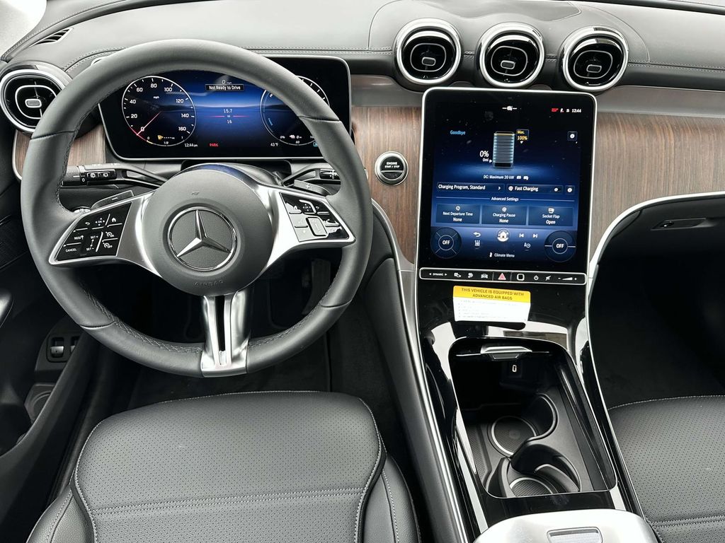 2025 Mercedes-Benz GLC 350 8