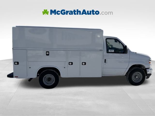 New 2026 White Ford Base image 7