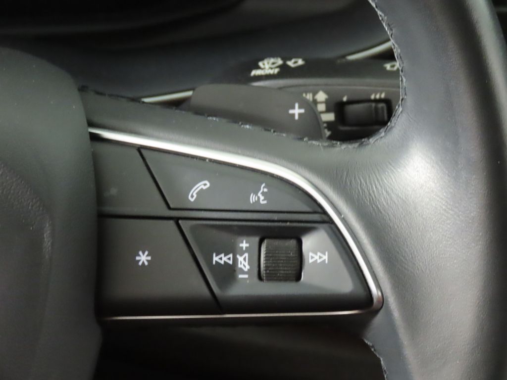 Thumbnail: 2022 Audi Q8 - 18