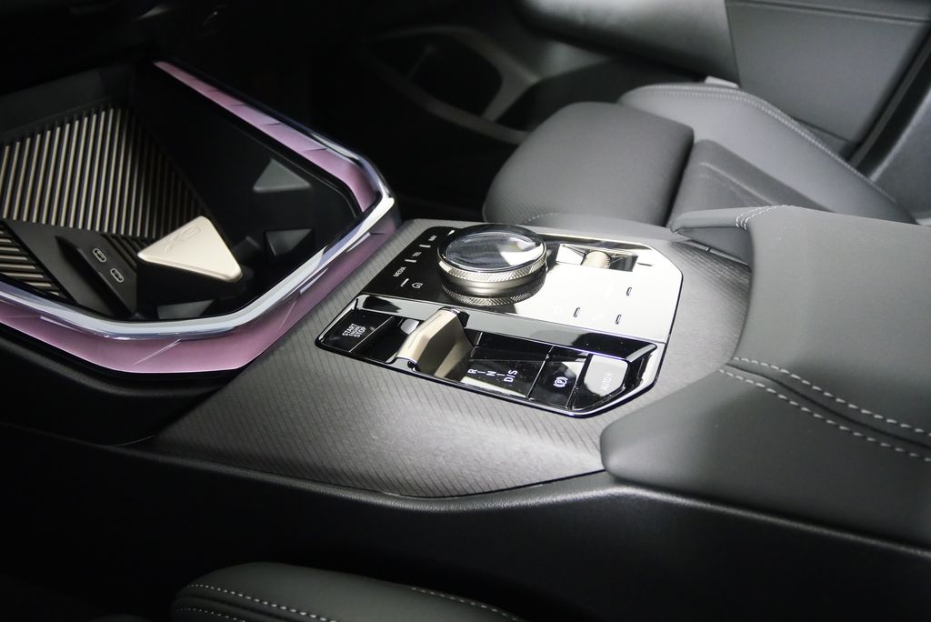 Thumbnail: 2025 BMW X3 - 22