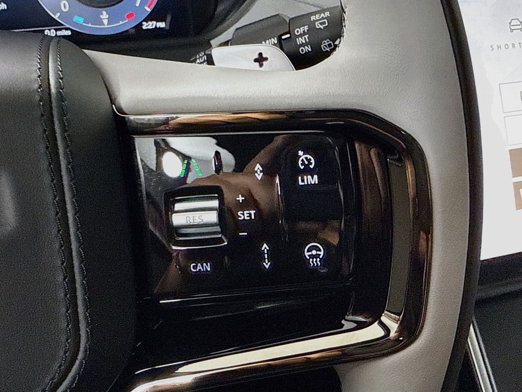 Thumbnail: 2026 Land Rover Range Rover Velar - 12