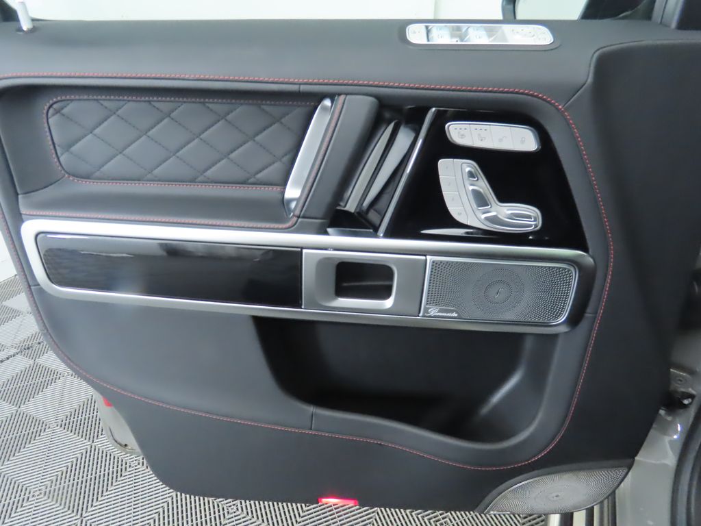 Thumbnail: 2022 Mercedes-Benz G-Class - 25