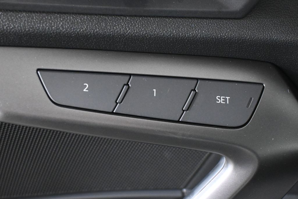 Thumbnail: 2026 Audi RS 3 - 27
