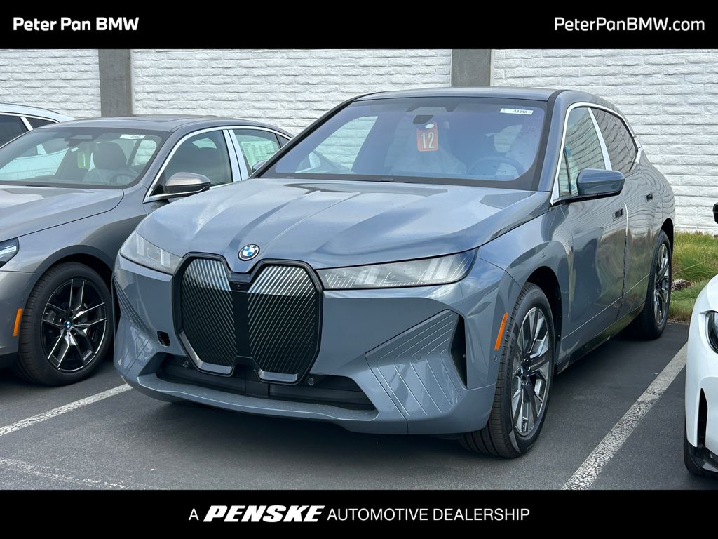 Thumbnail: 2026 BMW iX - 1