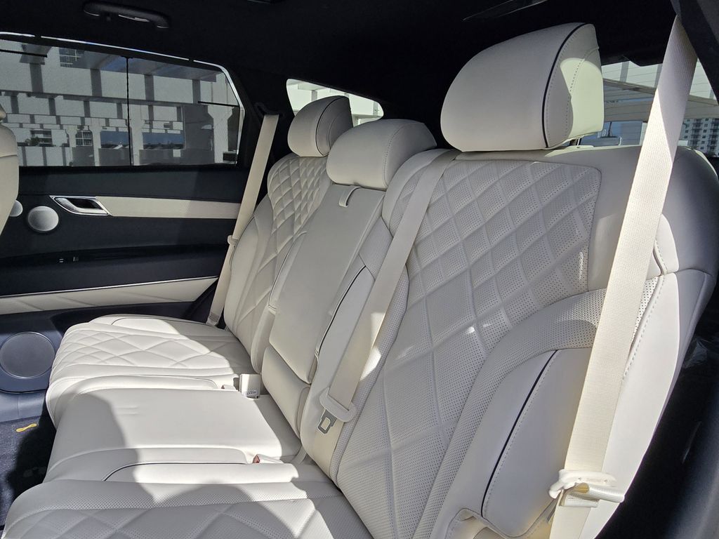 New 2026 Blue Genesis 3.5T Prestige image 23