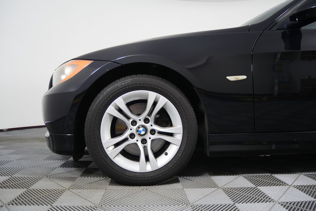 2008 BMW 3 Series 328xi 7