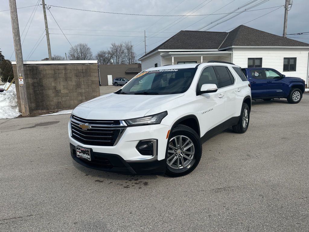 2023 Chevrolet Traverse LT Leather FWD