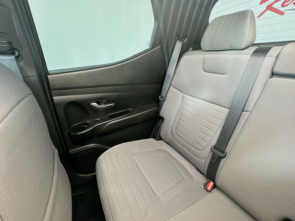 Used 2022 Black Hyundai SEL image 12