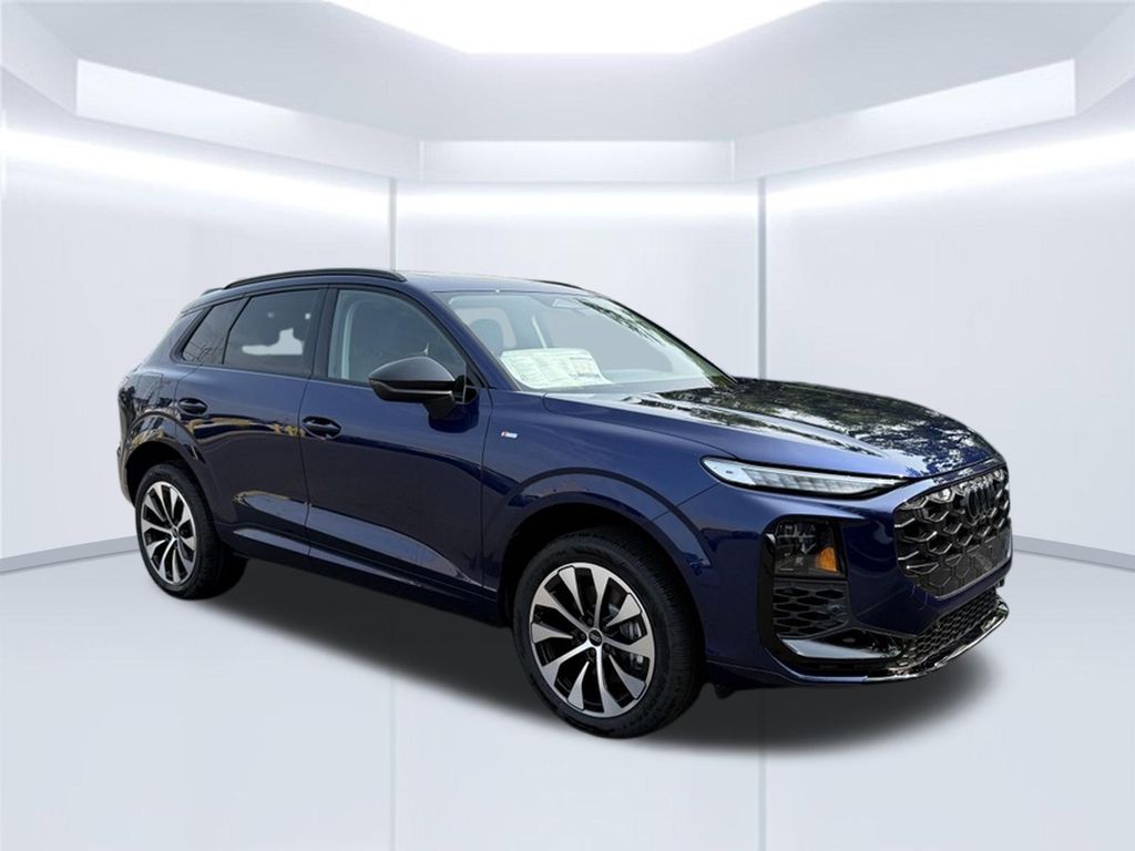Thumbnail: 2026 Audi Q3 - 7