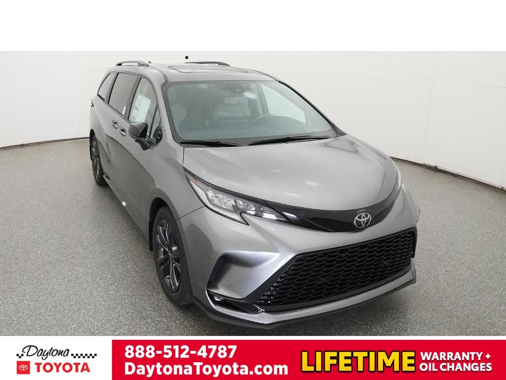 New 2026 Toyota Sienna Van