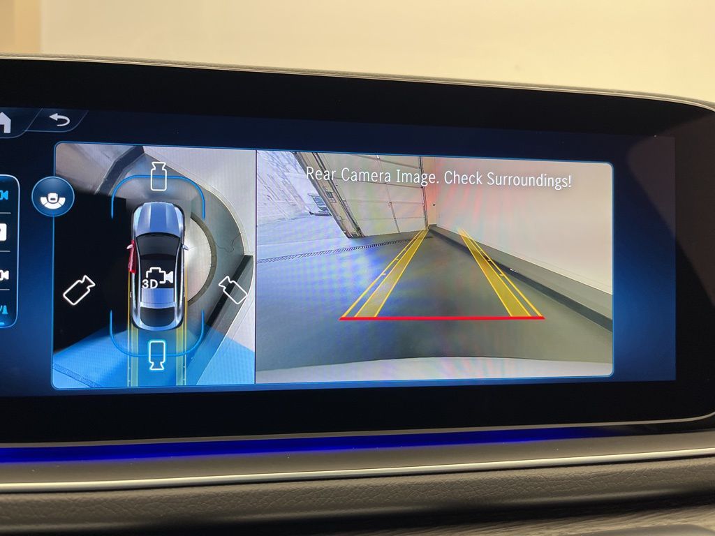 Thumbnail: 2026 Mercedes-Benz GLE - 19