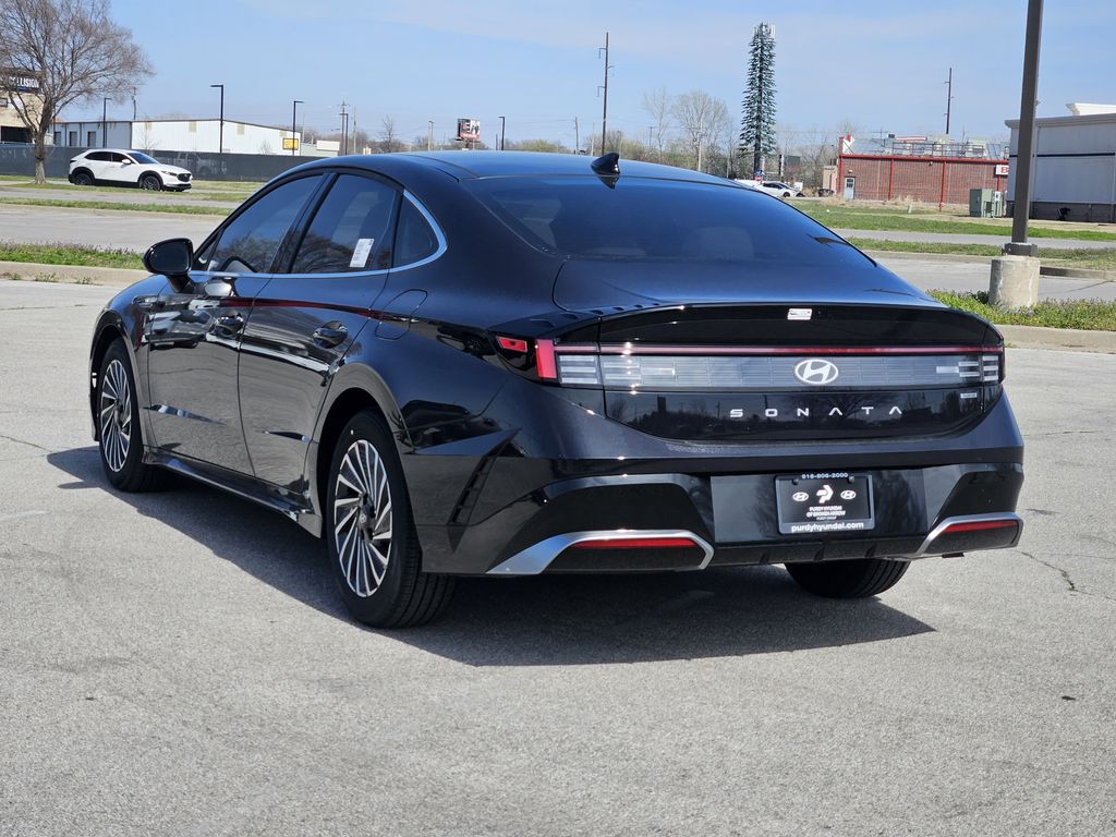 2026 Hyundai Sonata Hybrid