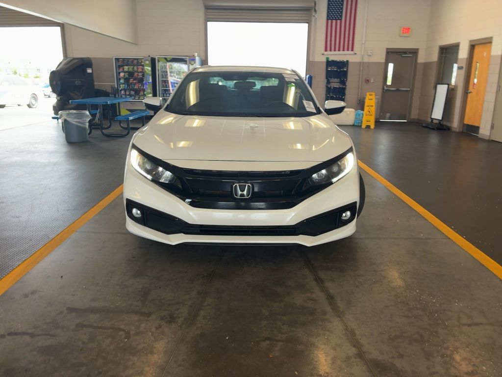 View vehicle photo 3