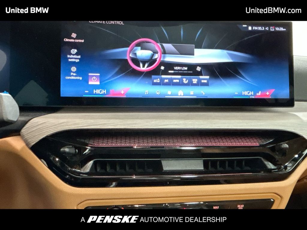 Thumbnail: 2025 BMW 3 Series - 19