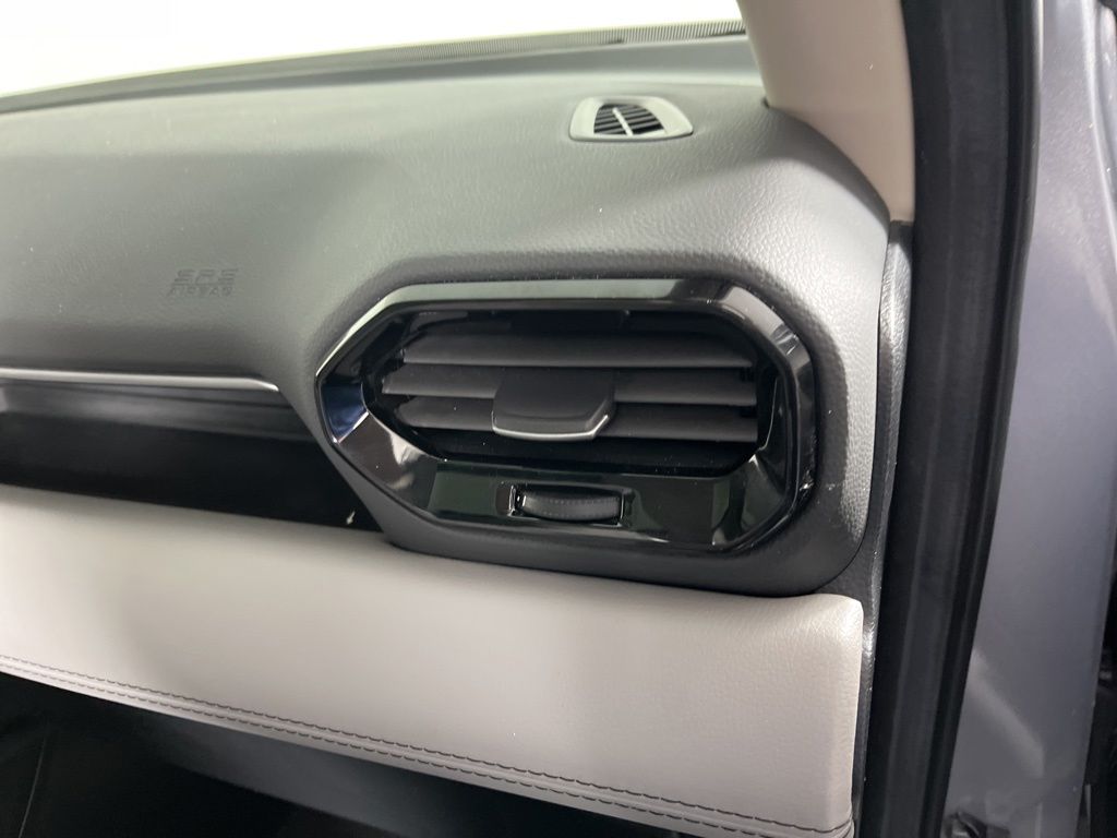 Thumbnail: 2024 Honda Pilot - 10