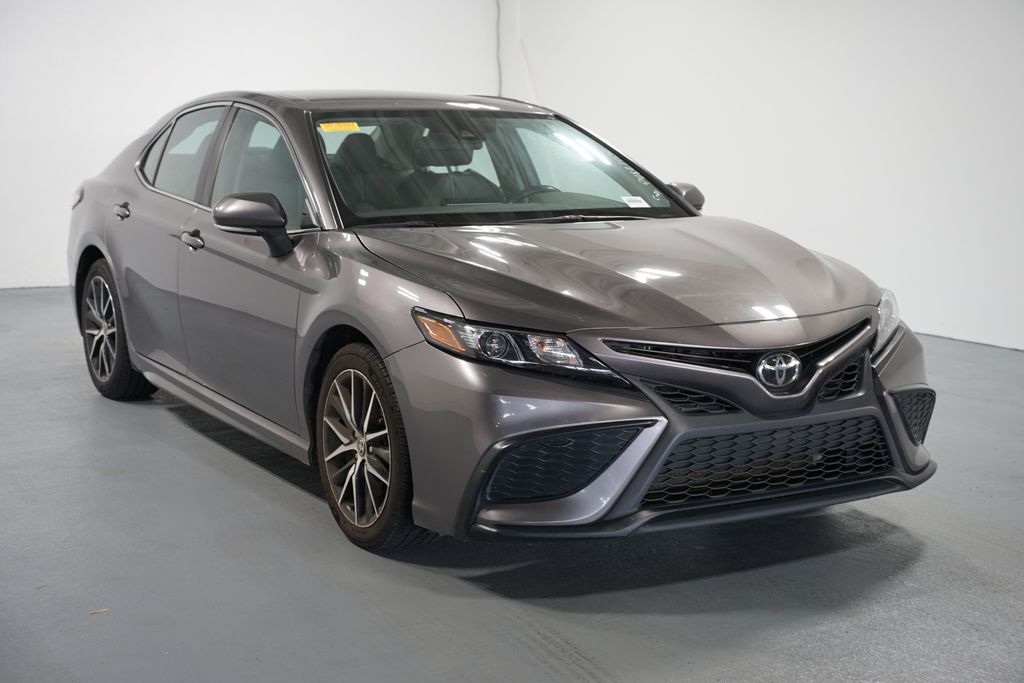 Thumbnail: 2023 Toyota Camry - 3