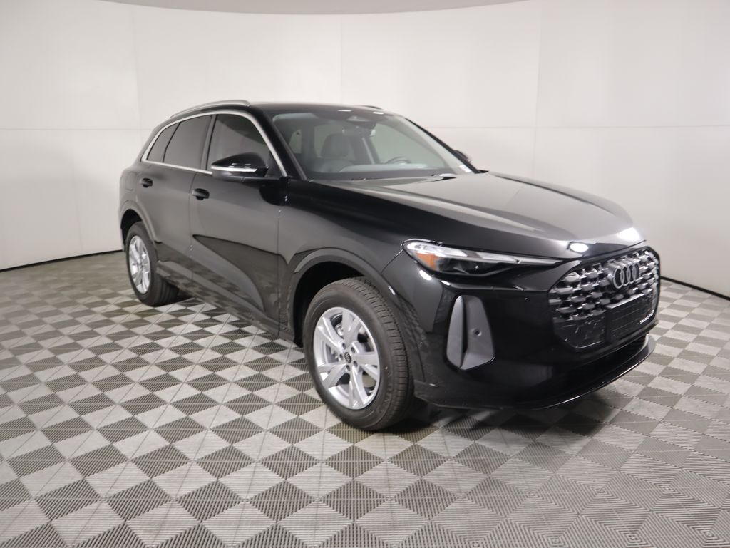 Thumbnail: 2025 Audi Q5 - 4