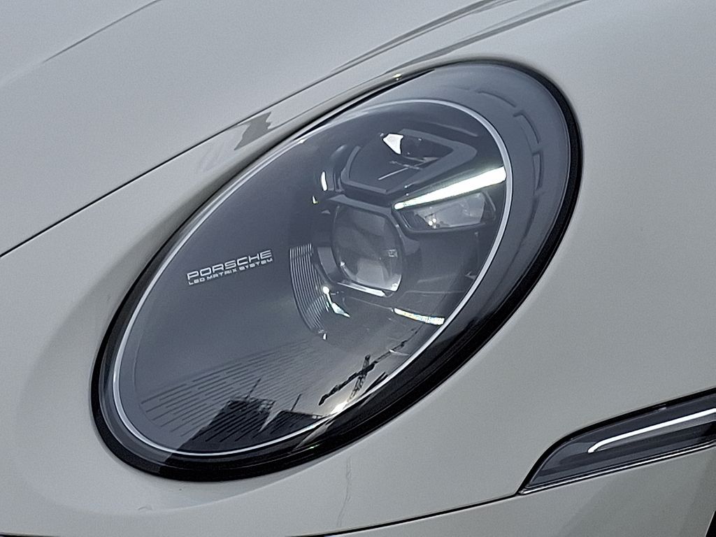 Thumbnail: 2021 Porsche 911 - 11