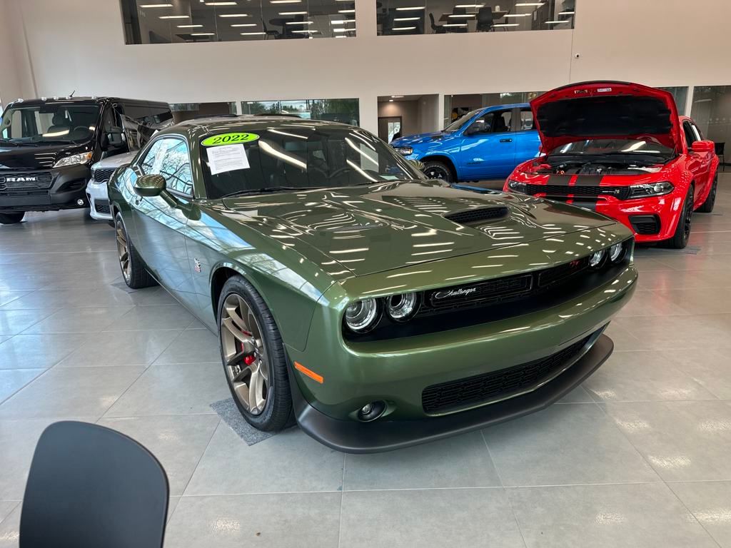 2022 Dodge Challenger R/T Scat Pack photo