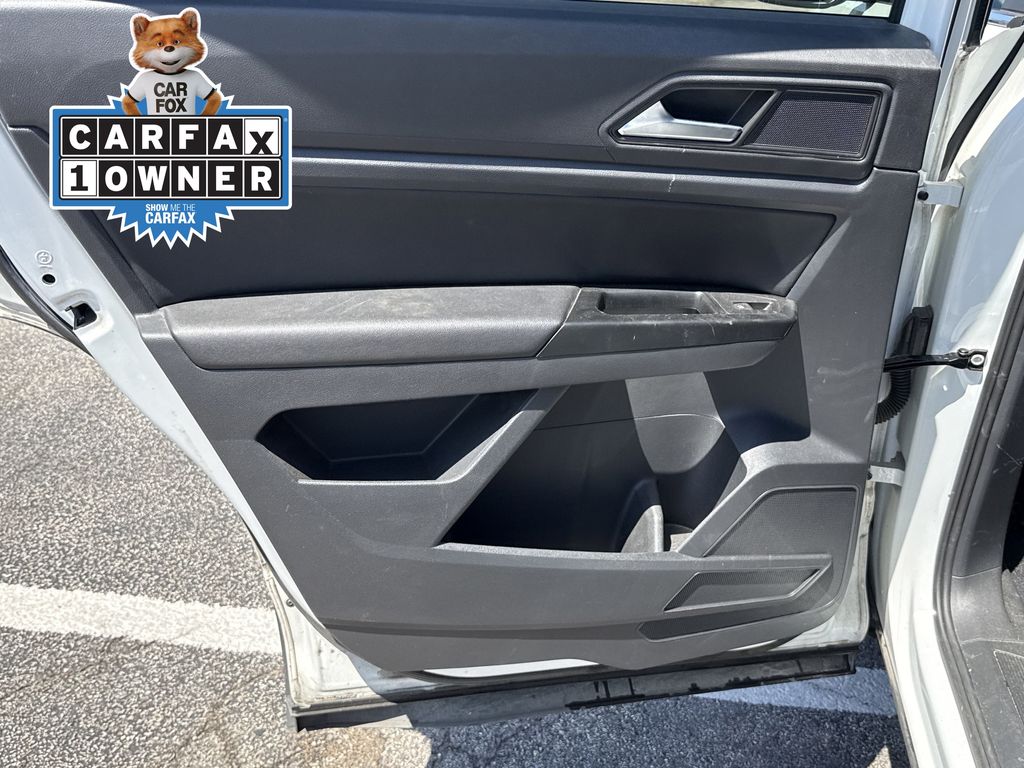2020 Volkswagen Atlas Cross Sport 2.0T SEL White at AutoSavvy Houston Southwest