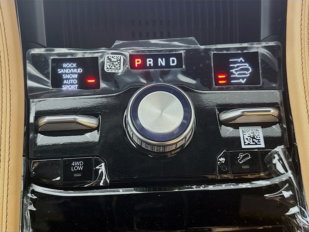 JeepGrand Cherokee12