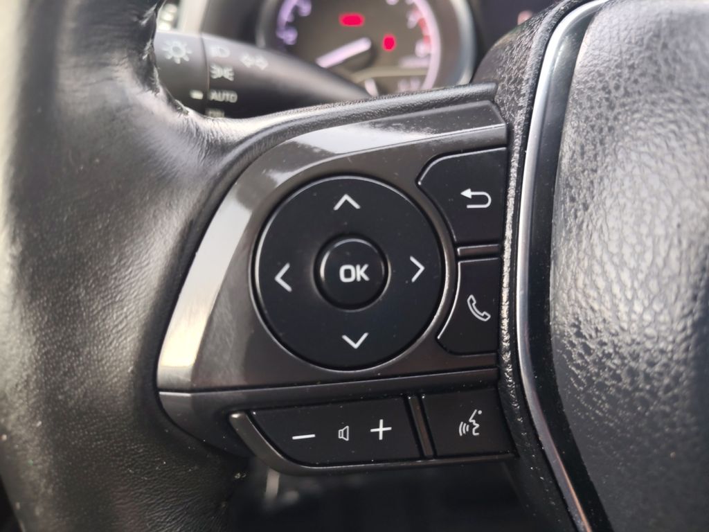 Used Car 2020 Toyota Camry  Se For Sale Under $20,000 In Austin, Texas