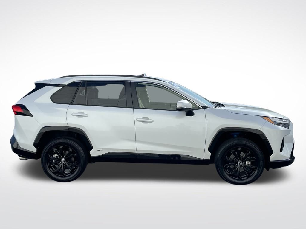 Thumbnail: 2024 Toyota RAV4 - 7