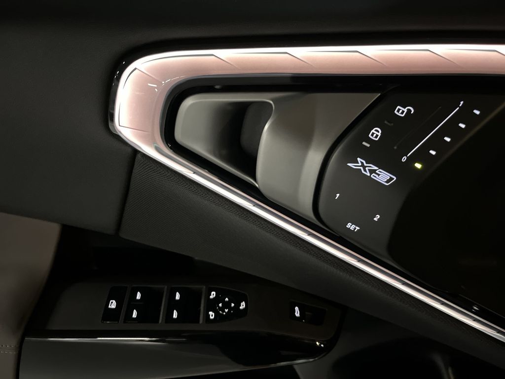 Thumbnail: 2026 BMW X3 - 12