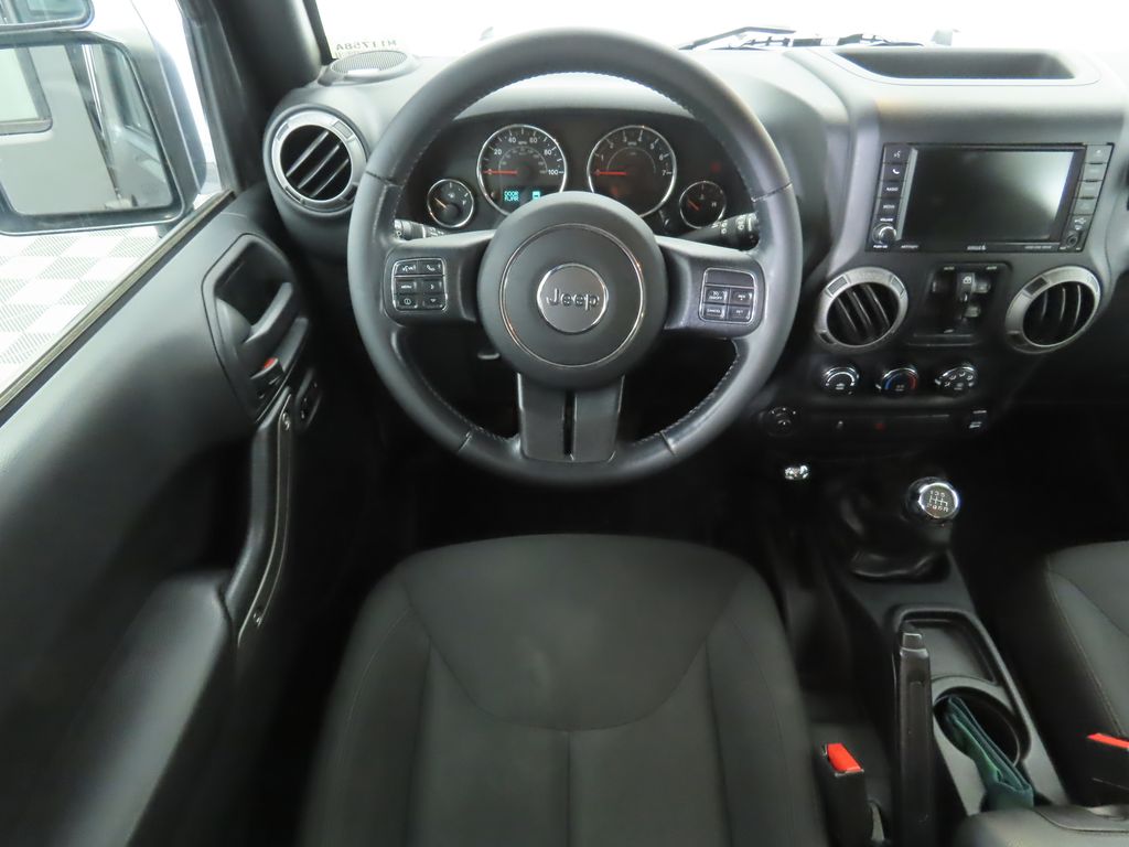 2016 Jeep Wrangler Unlimited Sport 10