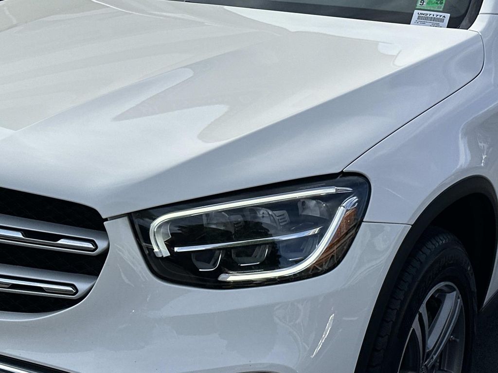 Thumbnail: 2022 Mercedes-Benz GLC - 2